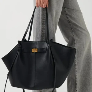 Fashion Large Capacity Trapeze Women Shoulder Bags Designer Metal Lock Handbags High-Quality Pu Leather Big Tote Commute Bag